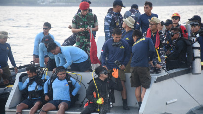 Koarmada II Kerahkan Tim Penyelam ke Titik Dugaan Tenggelamnya KMP Tunu Pratama Jaya