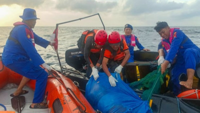 Dua Mayat Diduga Korban Kapal Tenggelam KMP Tunu Pratama Jaya Ditemukan, 27 Orang Masih Hilang
