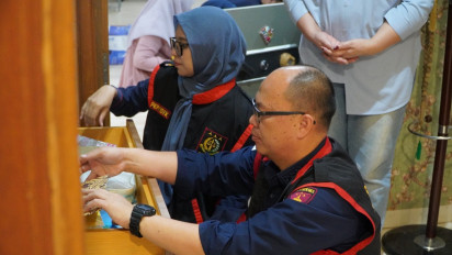 Kejati Sumsel Geledah Rumah Mantan Gubernur Alex Noerdin, Sita Puluhan Dokumen