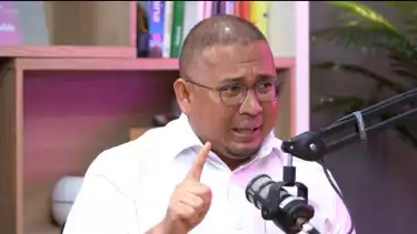 Penasihat Semen Padang Andre Rosiade