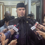 Nyaris Diusir! Ahmad Dhani Bikin Tegang Rapat DPR Soal Royalti Musik