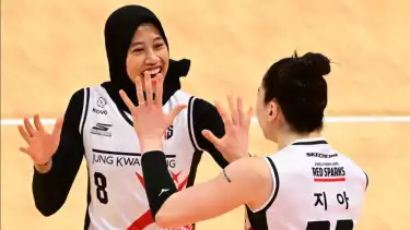 Megawati Hangestri dan Giovanna Milana saat main di Red Sparks