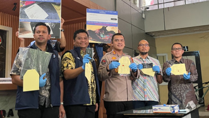 Dua Karyawan Ekspedisi Ditangkap Usai Curi 10 Ribu Data, Tipu Konsumen Kirim Paket COD Isi Sampah
