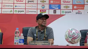 Mantan pelatih Timnas Indonesia U-23, Rahmad Darmawan, menyampaikan sejumlah unek-uneknya terkait regulasi 11 pemain asing di Super League atau Liga 1.