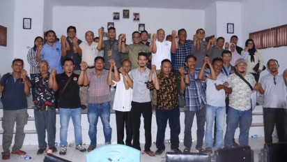 Bupati Masinton Mediasi Sederet Permasalahan Masyarakat dengan PT. Nauli Sawit di Tapteng