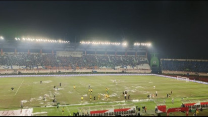 Respons Madam Pang Lihat Final Piala Presiden 2025 Sempat Dihentikan karena Hujan Deras: Sangat Disayangkan, tapi…