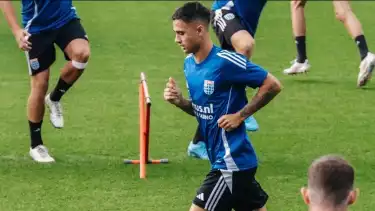 Eliano Reijnders di sesi latihan bersama PEC Zwolle