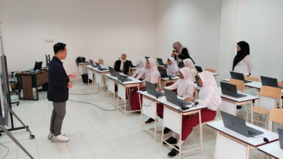 Cak Imin Minta Tenaga Pendidik Eksplor Minat Bakat Siswa di Sekolah Rakyat