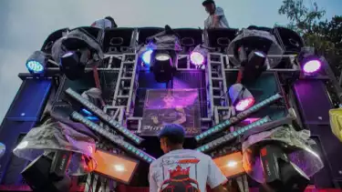 Tak Terima Adanya Pawai Sound Horeg Karena Meresahkan, Warga Ricuh dengan Penyelenggara Karnaval