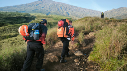 Kemarin Juliana Marins, Kini Giliran Wisatawan Asal Swiss Jatuh di Gunung Rinjani Hari ini, Begini Kondisinya