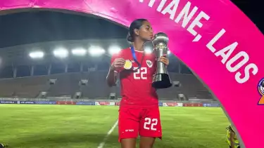 Estella Loupatty saat bawa Timnas Indonesia juarai Piala AFF Putri 2024