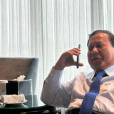 Diplomasi Prabowo Bikin Trump Turunkan Tarif Impor AS, Indonesia Diuntungkan