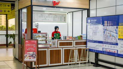 Sasar Pengguna LRT, KAI Services Hadirkan Loko Café Go di Stasiun LRT Jabodebek