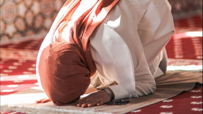 Ibadah Tetap Istiqamah Tanpa Dikuasai Rasa Malas, Selalu Ingat Kepada Allah dengan Membaca Doa ini