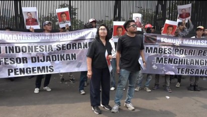 Mahasiswa Gelar Aksi di Gedung DPR Bela Prof Ing Mokoginta Sang Korban Mafia Tanah