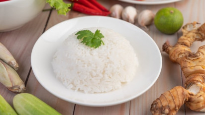 Tips Masak Nasi Tidak Cepat Basi