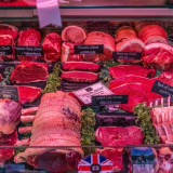 Daging Babi dan Miras Dikecualikan dari Tarif Nol Persen untuk Produk AS yang Masuk ke Indonesia