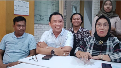 Mantan Gubernur Sumsel Alex Noerdin Diperiksa Kejati sebagai Tersangka, Ini Kata Kuasa Hukum 