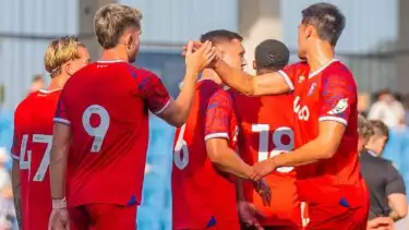 Elkan Baggott Tampil sebagai Starter dan Bawa Ipswich Town Menang Telak atas FC Blau