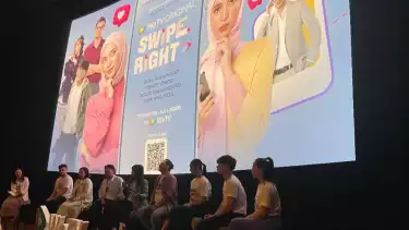 Press Conference Series Swipe Right