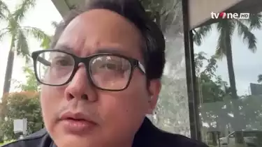 Arman Christian, rekan kerja diplomat Kemlu RI, Arya Daru Pangayunan (39)