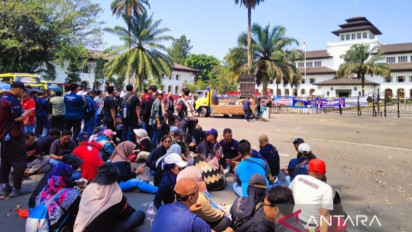 Tak Temui Pedemo, Dedy Mulyadi Justru Unggah Tanggapan di Media Sosial,  Pengunjuk Rasa: Kami Akan Lebih Massif!