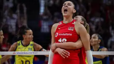 Ratu Voli Dunia, Zehra Gunes