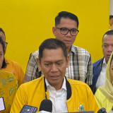 Waketum Golkar Adies Kadir Mengaku Pernah Tawari Arteria Dahlan Keluar dari PDIP
