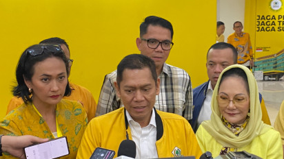 Waketum Golkar Adies Kadir Mengaku Pernah Tawari Arteria Dahlan Keluar dari PDIP