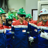 Dewan Komisaris Pertamina Tinjau Lapangan Migas PHSS di Kutai Kartanegara, Dorong Peningkatan Kinerja