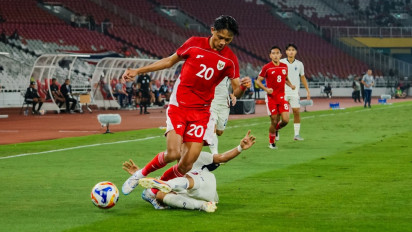 Sekalipun Timnas Indonesia U-23 Tak Juara, Pemain ini Ungkap Betapa Bangganya Dia Dapat Medali ke Almarhum Ayahnya di Makam