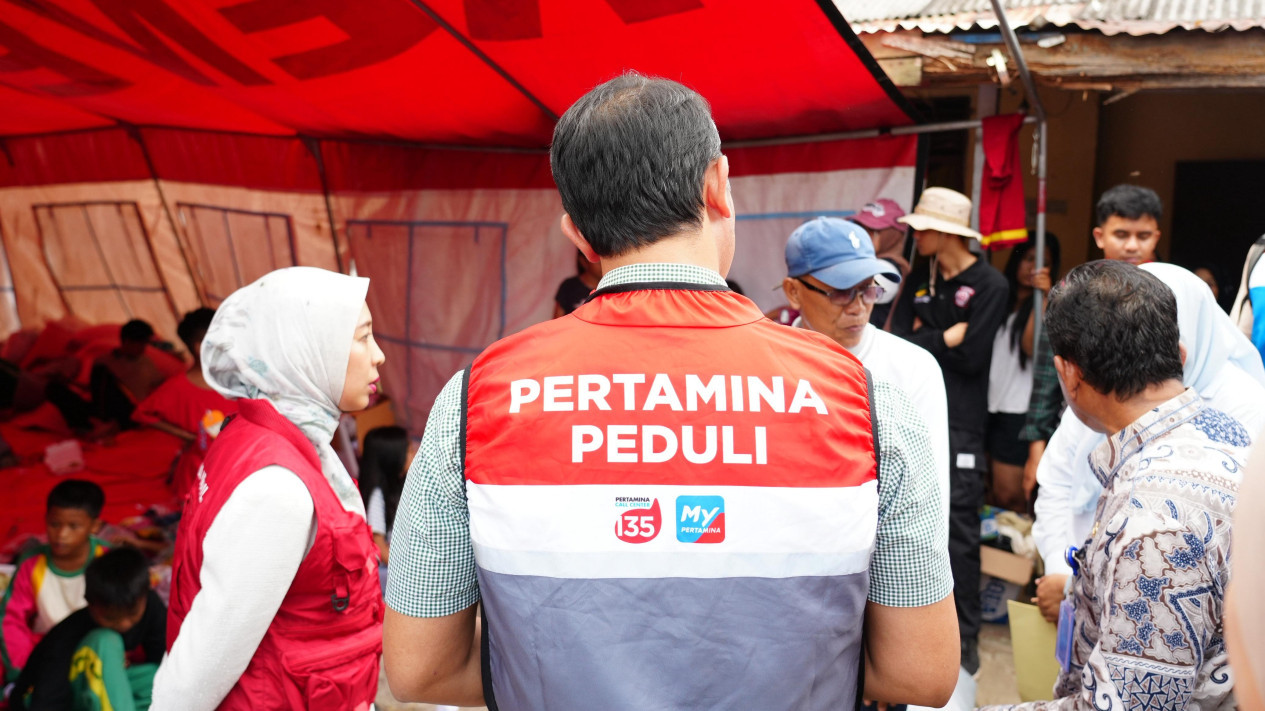 Pertamina Salurkan Bantuan Kemanusiaan untuk Korban Kebakaran di Kelurahan 1 Ulu Palembang
            - galeri foto