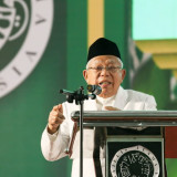 Khotbah Ma’ruf Amin di Balai Kota: Ramadan Bukan Cuma Ibadah, Tapi Bangun Ekonomi Umat