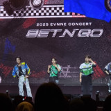 EVNNE Sukses Gelar Konser di Jakarta, Tampil Menawan Hingga Puji Energi Fans Indonesia