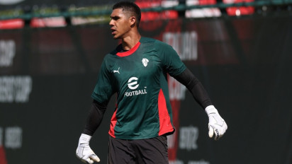 Resmi! AC Milan Tendang Satu Pemain Musim Panas Ini, Calon Penerus Mike Maignan Harus Ikhlas Angkat Kaki dari San Siro