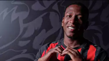 Pervis Estupinan, Pemain Baru AC Milan di Bursa Transfer Musim Panas 2025-2026