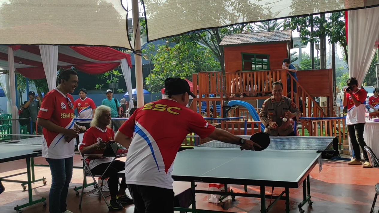 Pengurus DKM se-Bekasi Raya Ikuti Turnamen Tenis Meja Mujahidien Cup 2025, Perebutkan Total Hadiah Rp15 Juta
            - galeri foto