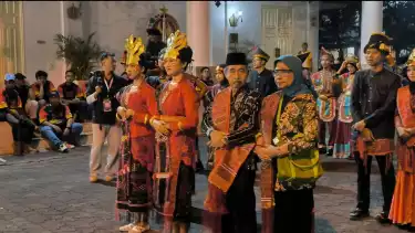 Pawai Pesona Budaya Sumatera Utara (PBSU) yang digelar ratusan warga Batak yang tinggal di wilayah DIY baik tua dan muda.