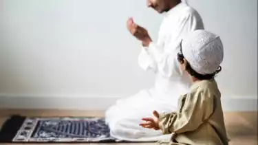 Apakah Boleh Kerjakan Shalat Dhuha di Waktu Zuhur? Amalan yang Bikin Rezeki Mengalir Deras Kata Ustaz Adi Hidayat