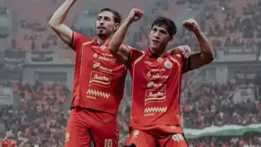 Pemain Persija Jakarta, Eksel Runtukahu dan Gustavo Franca