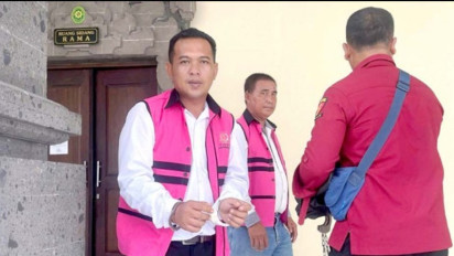 Kejari Serahkan Uang Pengganti Kerugian Negara Eks Pelanggan Ilegal PDAM Badung I Wayan Mardiana Rp280 Juta