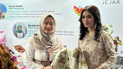 Istri Wapres Borong Batik Merawit Karya Nasabah Binaan PNM Mekaar