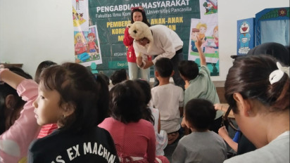 Anak-anak Korban Konflik Lahan Dago Elos di Kota Bandung Dapatkan Trauma Healing