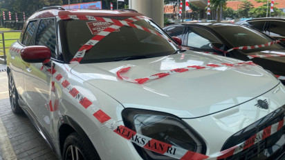 Penampakan 5 Mobil Mewah dan Uang Milik Riza Chalid yang Disita Kejagung, Ada Alphard hingga Mercy