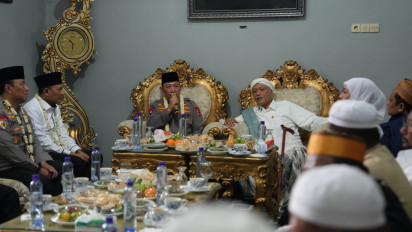 Kapolri Silaturahmi ke Ponpes Al-Hamidy Banyuanyar, Tekankan Sinergitas dan Persatuan