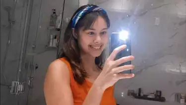 Vanie Gandler baru mendapat gelar Sarjana Manajemen Bisnis