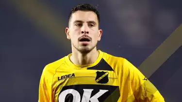 Thom Haye ketika bermain di NAC Breda