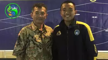 Naufal Adya Fairuski menjadi wasit termuda berlisensi FIFA di Indonesia