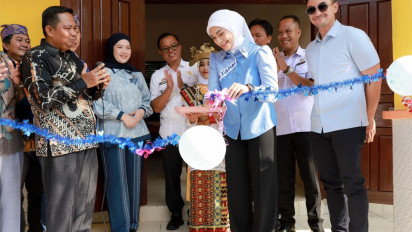 Putri Zulkifli Hasan Resmikan Renovasi Ruang Kelas di SMP Muhammadiyah 1 Rajabasa, Lampung Selatan