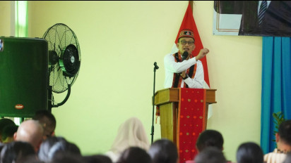 Besut Program Kelas Migran, Menteri Karding Muluskan Mimpi Pelajar SMK-SMA Kerja di Luar Negeri
